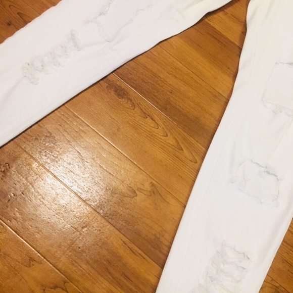 🔐Old Navy Rockstar jeans🔐 - Picture 3 of 6